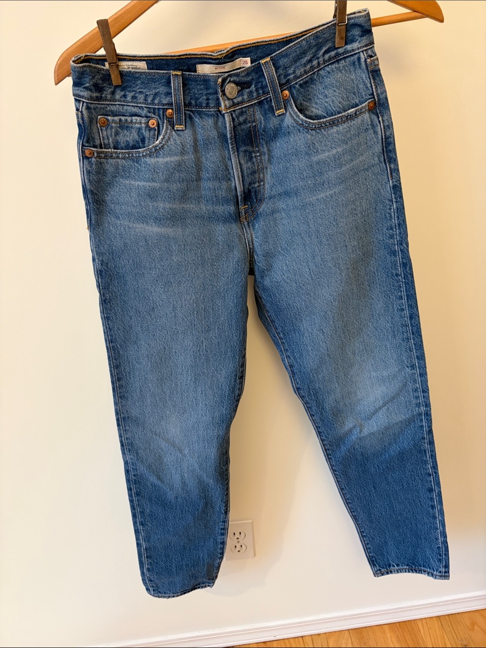 Levi's wedgie
